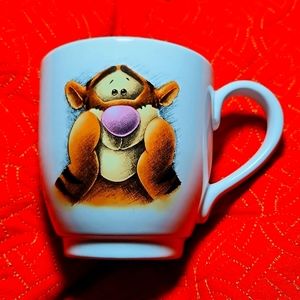 Disney Tigger Jumbo Ceramic Mug, Aqua interior, like-new!